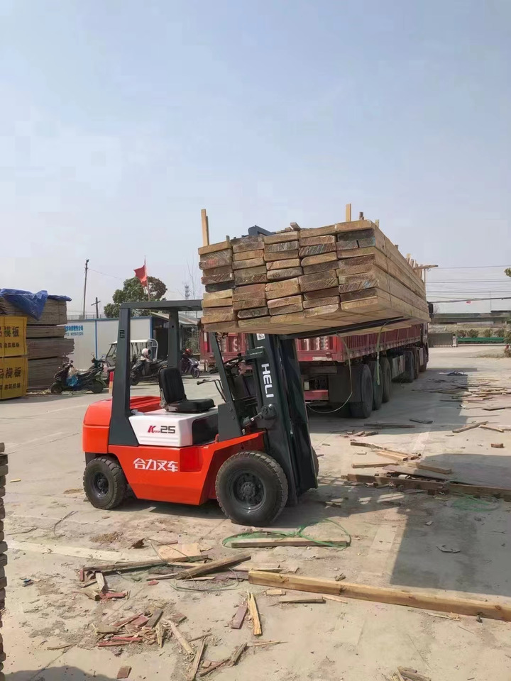 HELI 2.5TONS - Forklift: picture 5 HELI 2.5TONS - Forklift: picture 5