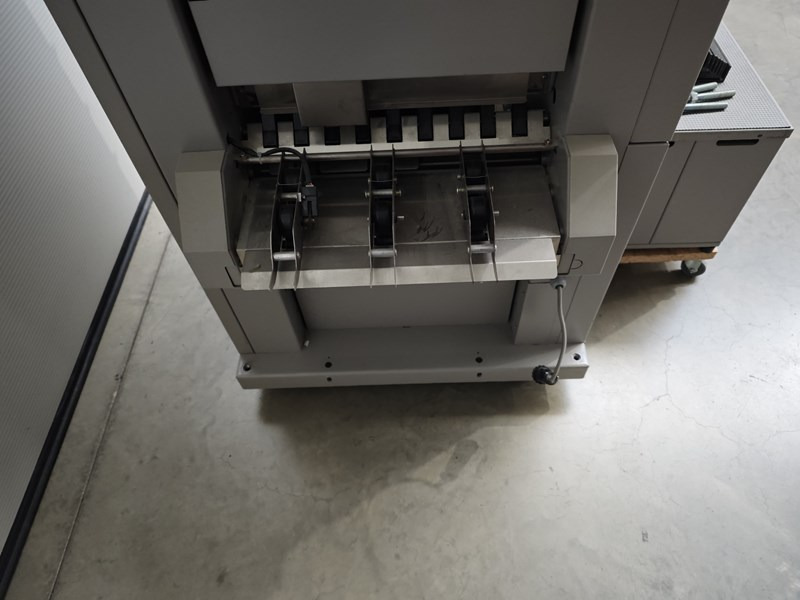 Horizon VAC-100 m | collator | 10 stations - Printing machinery: picture 2 Horizon VAC-100 m | collator | 10 stations - Printing machinery: picture 2