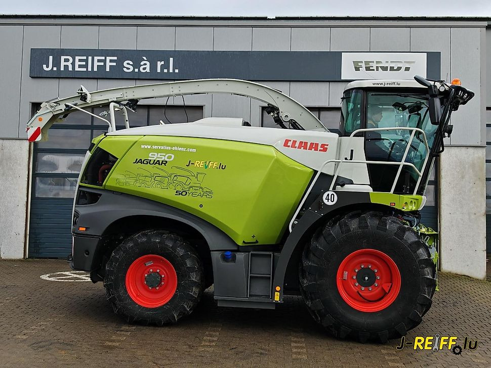 J.Reiff Sarl                        
                                                                Herr Stefan Neukirch                                                                - 77 Z.I in den - Forage harvester: picture 2 J.Reiff Sarl                        
                                                                Herr Stefan Neukirch                                                                - 77 Z.I in den - Forage harvester: picture 2
