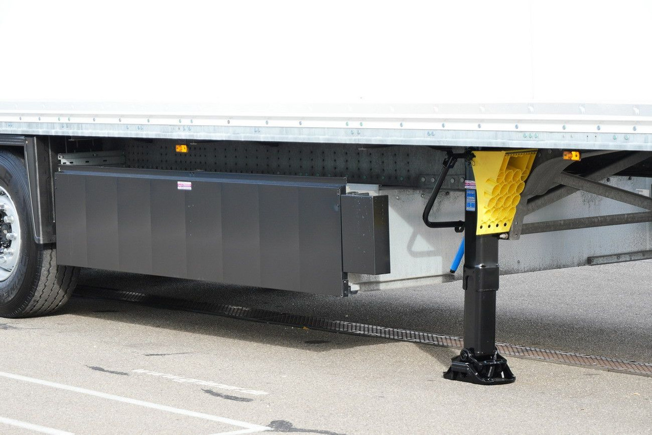 Closed box semi-trailer Schmitz Cargobull SKO 24/DOPPELSTOCK / 2,70/ 2 x LIFT nur 48000 km: picture 7 Closed box semi-trailer Schmitz Cargobull SKO 24/DOPPELSTOCK / 2,70/ 2 x LIFT nur 48000 km: picture 7