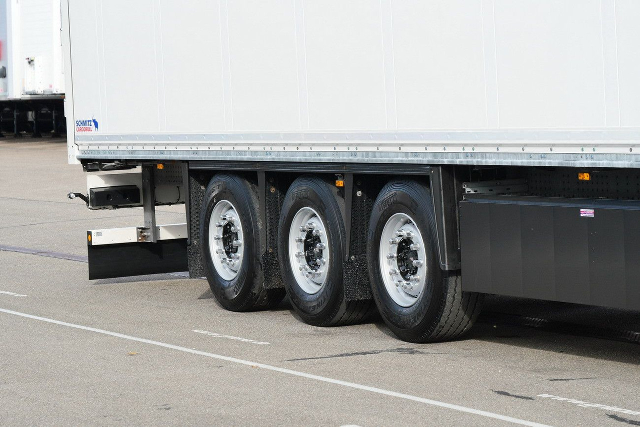 Closed box semi-trailer Schmitz Cargobull SKO 24/DOPPELSTOCK / 2,70/ 2 x LIFT nur 48000 km: picture 6 Closed box semi-trailer Schmitz Cargobull SKO 24/DOPPELSTOCK / 2,70/ 2 x LIFT nur 48000 km: picture 6