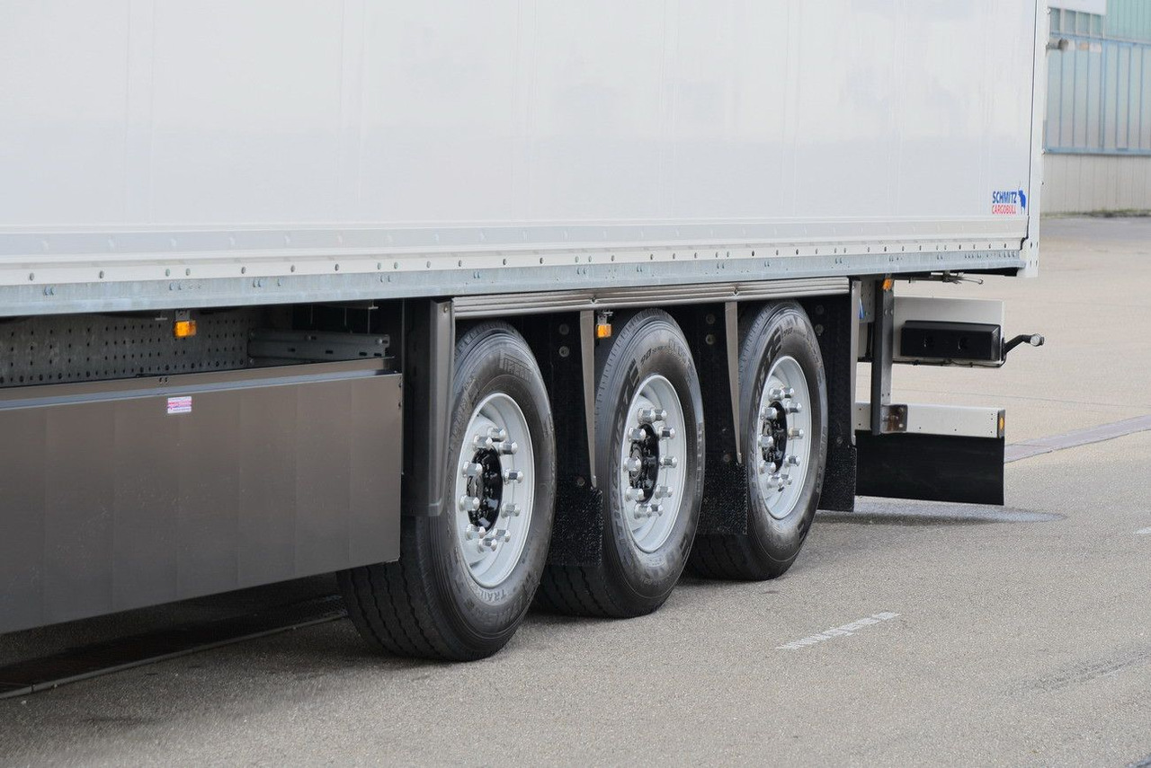 Closed box semi-trailer Schmitz Cargobull SKO 24/DOPPELSTOCK / 2,70/ 2 x LIFT nur 48000 km: picture 10 Closed box semi-trailer Schmitz Cargobull SKO 24/DOPPELSTOCK / 2,70/ 2 x LIFT nur 48000 km: picture 10