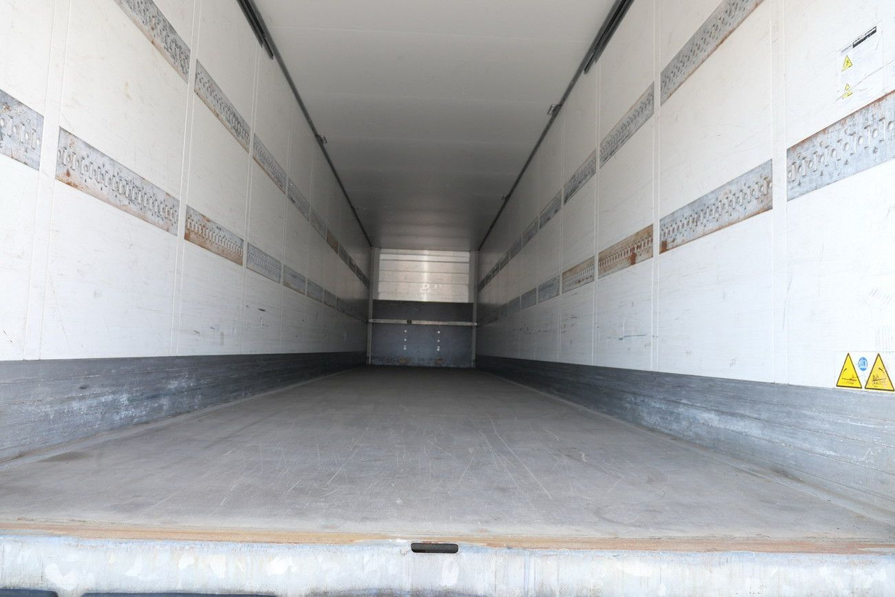 Closed box semi-trailer Schmitz Cargobull SKO 24 / ROLLTOR / LIFTACHSE /2 x ZURRLEISTE: picture 23