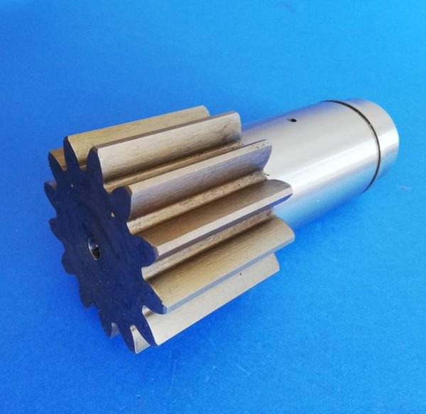 010150A Bobcat 425 swing motor shaft - Swing motor for Construction machinery: picture 1 010150A Bobcat 425 swing motor shaft - Swing motor for Construction machinery: picture 1