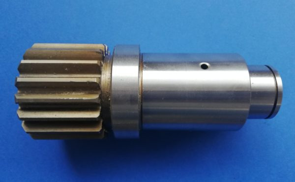 010430A Bobcat 325 Schwenkmotorwelle - Swing motor for Construction machinery: picture 2 010430A Bobcat 325 Schwenkmotorwelle - Swing motor for Construction machinery: picture 2