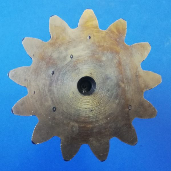 010440A Wałek silnika obrotu Yanmar YB151U - Swing motor for Construction machinery: picture 5 010440A Wałek silnika obrotu Yanmar YB151U - Swing motor for Construction machinery: picture 5