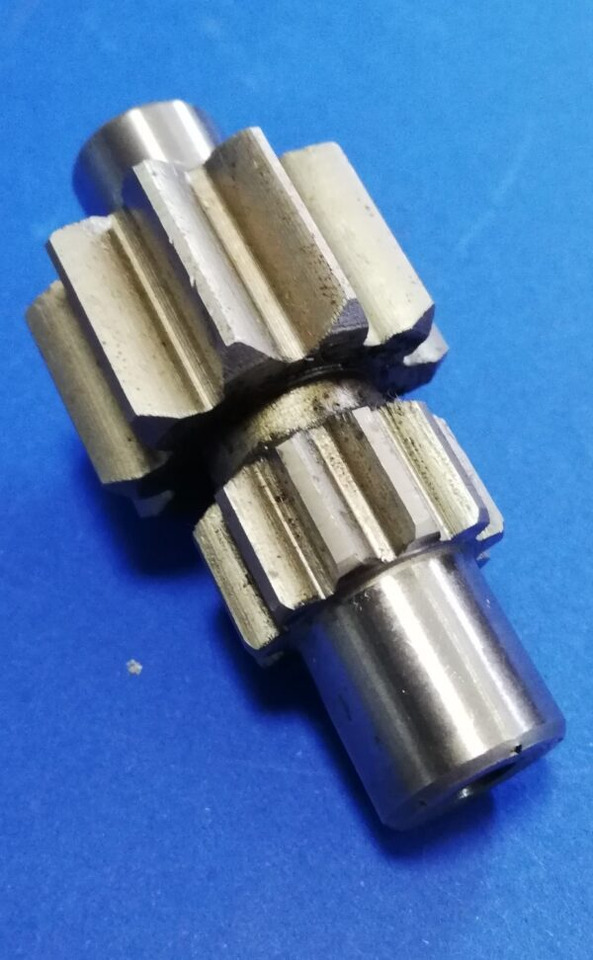 010520A Cat 302.5 Hydraulische Schwenkmotorwelle - Swing motor for Construction machinery: picture 4 010520A Cat 302.5 Hydraulische Schwenkmotorwelle - Swing motor for Construction machinery: picture 4