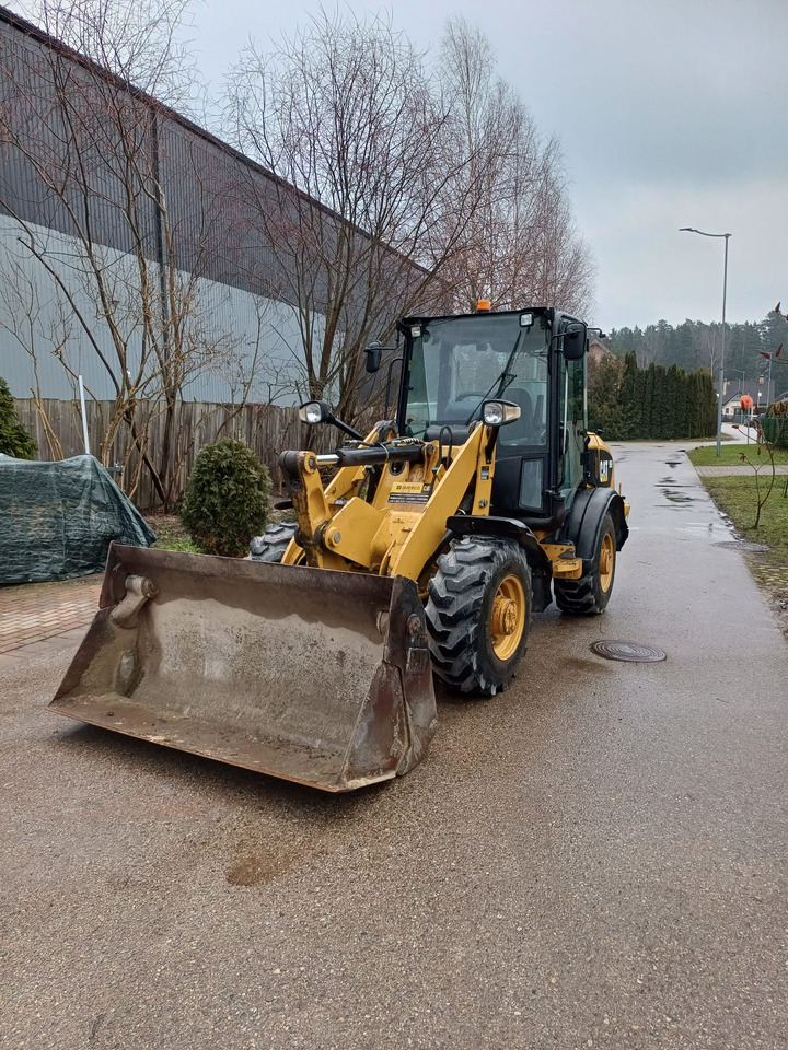 CATERPILLAR 906H - Backhoe loader: picture 2 CATERPILLAR 906H - Backhoe loader: picture 2