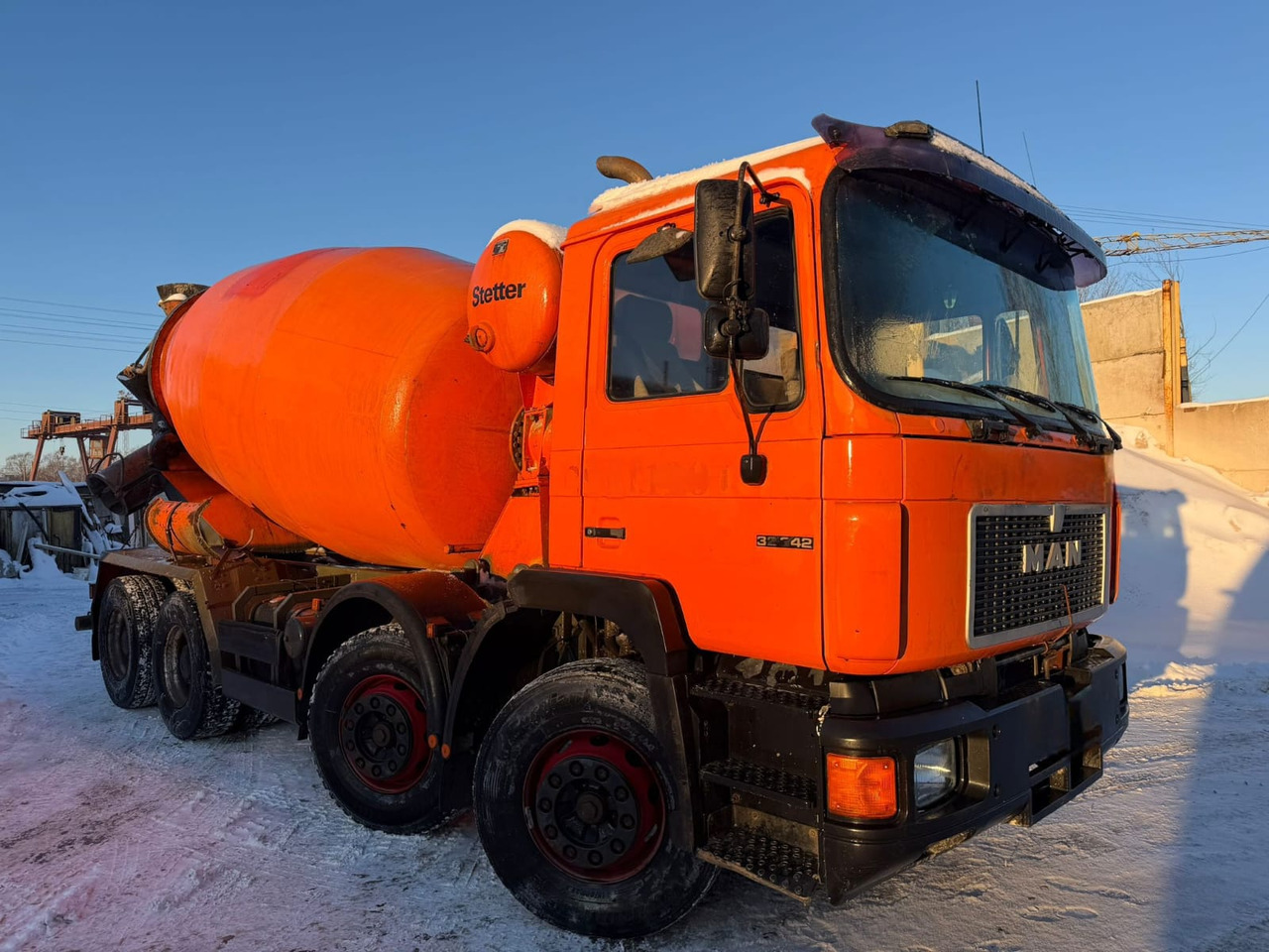 MAN 32 342 - Concrete mixer truck: picture 2 MAN 32 342 - Concrete mixer truck: picture 2