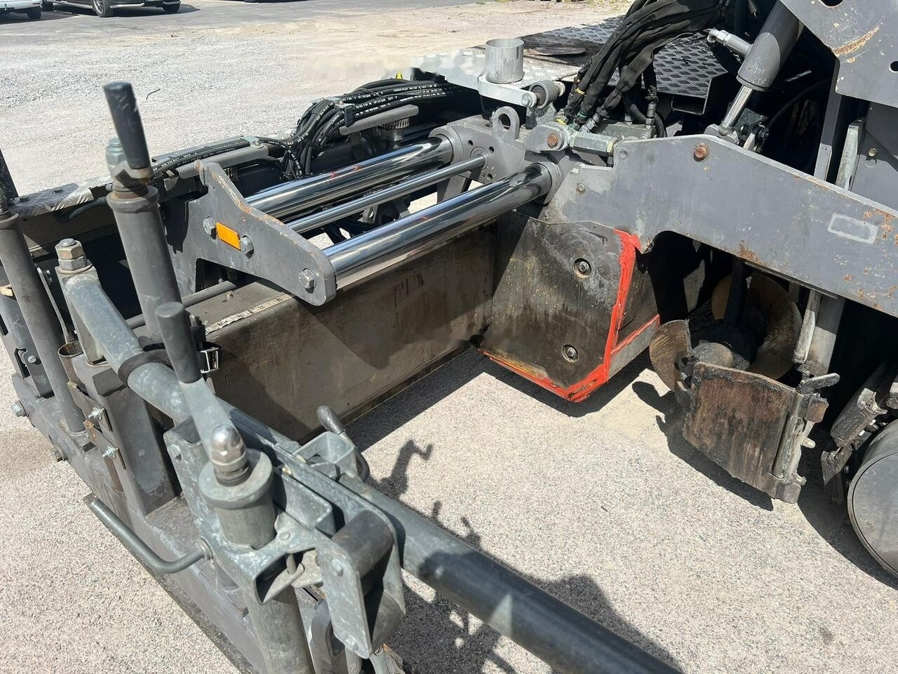 Volvo P4820D - Asphalt paver: picture 5 Volvo P4820D - Asphalt paver: picture 5