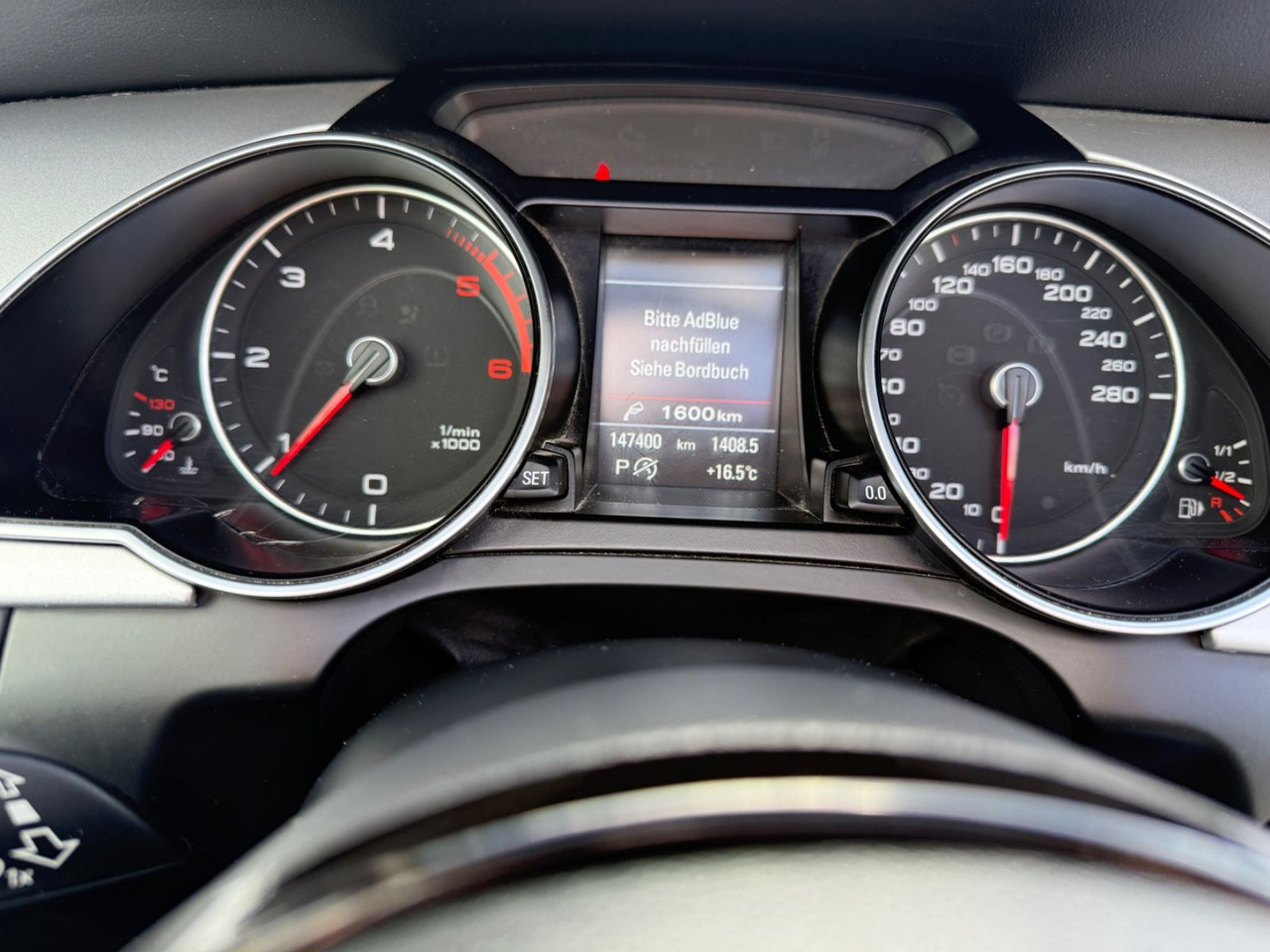 Car Audi A5 Cabriolet 2.0 TDI S line: picture 13