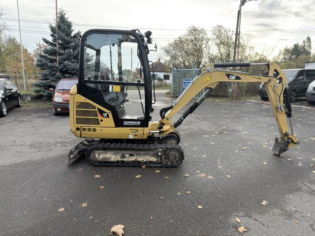CAT 302.2D - Mini excavator: picture 5 CAT 302.2D - Mini excavator: picture 5