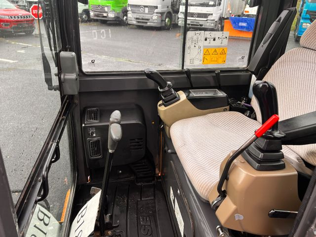 Mini excavator Case CX 18 B S2: picture 9