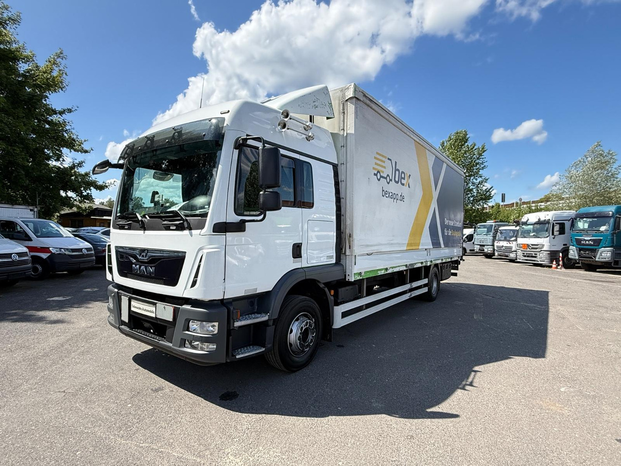 MAN TGM 15.290 - Curtainsider truck: picture 2 MAN TGM 15.290 - Curtainsider truck: picture 2