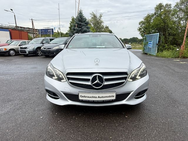 Mercedes-Benz E 300 E -Klasse Lim. E 300 BlueTec - Sedan: picture 1 Mercedes-Benz E 300 E -Klasse Lim. E 300 BlueTec - Sedan: picture 1