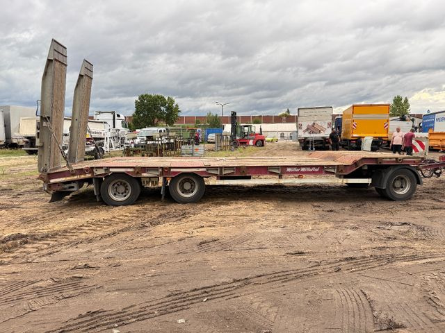 Müller-Mitteltal T 3 PROFI 30,0 - Low loader trailer: picture 3 Müller-Mitteltal T 3 PROFI 30,0 - Low loader trailer: picture 3