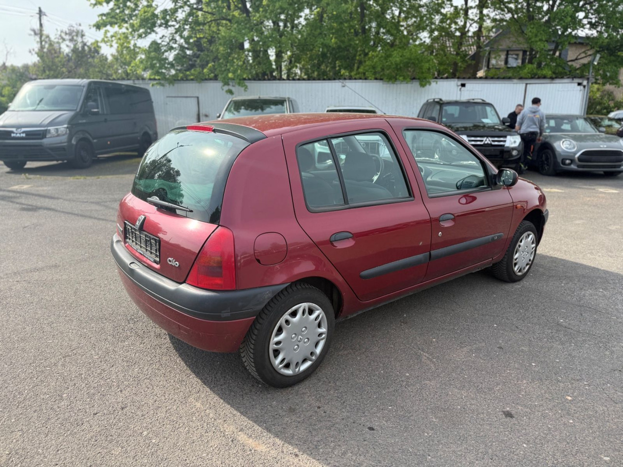 Renault Clio Basis 1.2 HU - Sedan: picture 4 Renault Clio Basis 1.2 HU - Sedan: picture 4