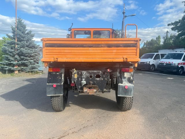 Unimog 2100 4x4 - Dropside/ Flatbed truck: picture 4 Unimog 2100 4x4 - Dropside/ Flatbed truck: picture 4