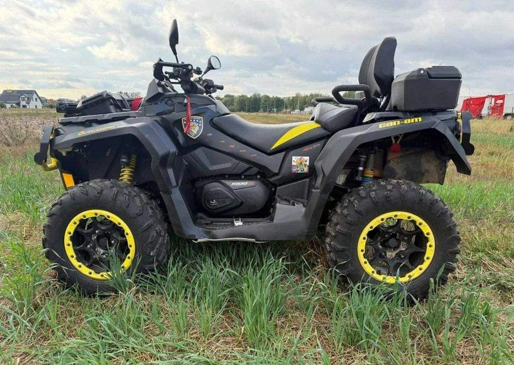 Can-Am Outlander Max - Side-by-side/ ATV: picture 2 Can-Am Outlander Max - Side-by-side/ ATV: picture 2