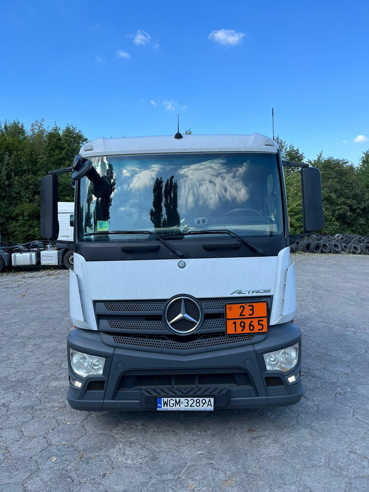 Tractor unit MERCEDES-BENZ Actros: picture 1