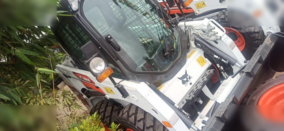 BOBCAT S450 - Skid steer loader: picture 2 BOBCAT S450 - Skid steer loader: picture 2