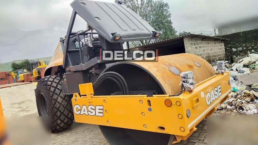 CASE 1107EX - Roller: picture 1 CASE 1107EX - Roller: picture 1