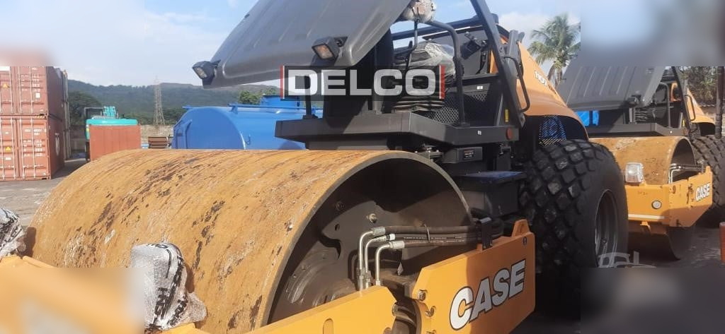 CASE 1107EX - Roller: picture 5 CASE 1107EX - Roller: picture 5