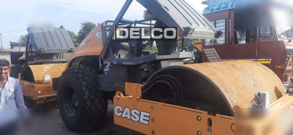 CASE 1107EX - Roller: picture 5 CASE 1107EX - Roller: picture 5