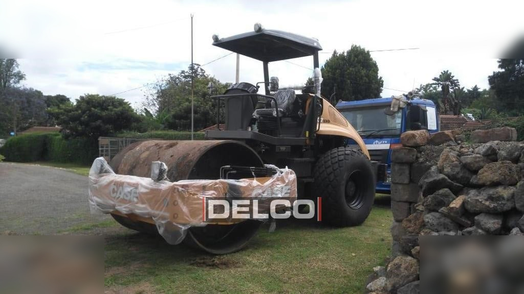 CASE 1107EX - Roller: picture 2 CASE 1107EX - Roller: picture 2