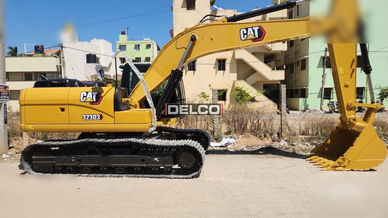 CATERPILLAR 323D3 - Crawler excavator: picture 4 CATERPILLAR 323D3 - Crawler excavator: picture 4
