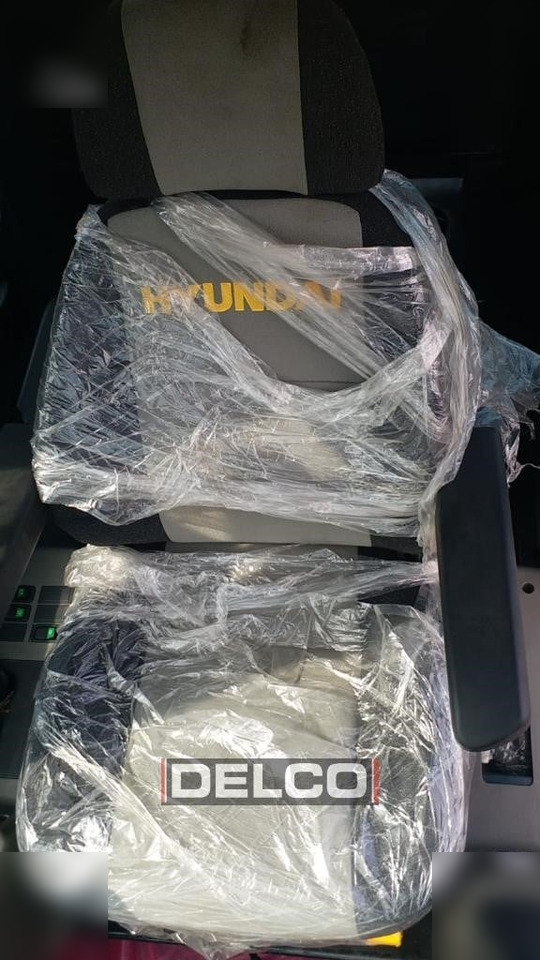 HYUNDAI ROBEX 210 - Crawler excavator: picture 5 HYUNDAI ROBEX 210 - Crawler excavator: picture 5