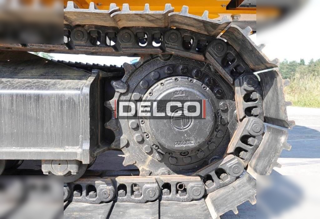 New Crawler excavator JCB 225 LC: picture 13