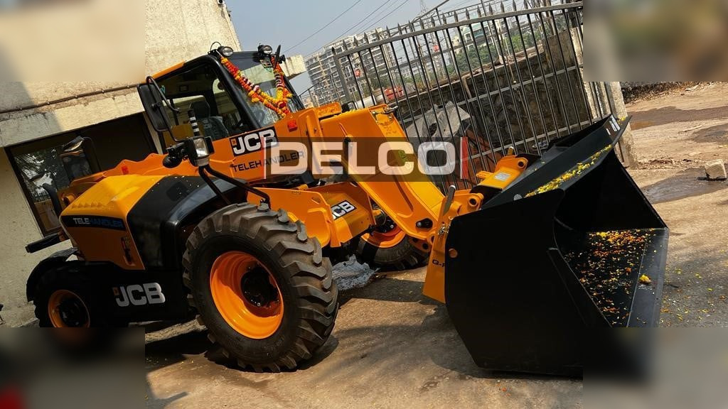 New Telescopic handler JCB 530-70: picture 7