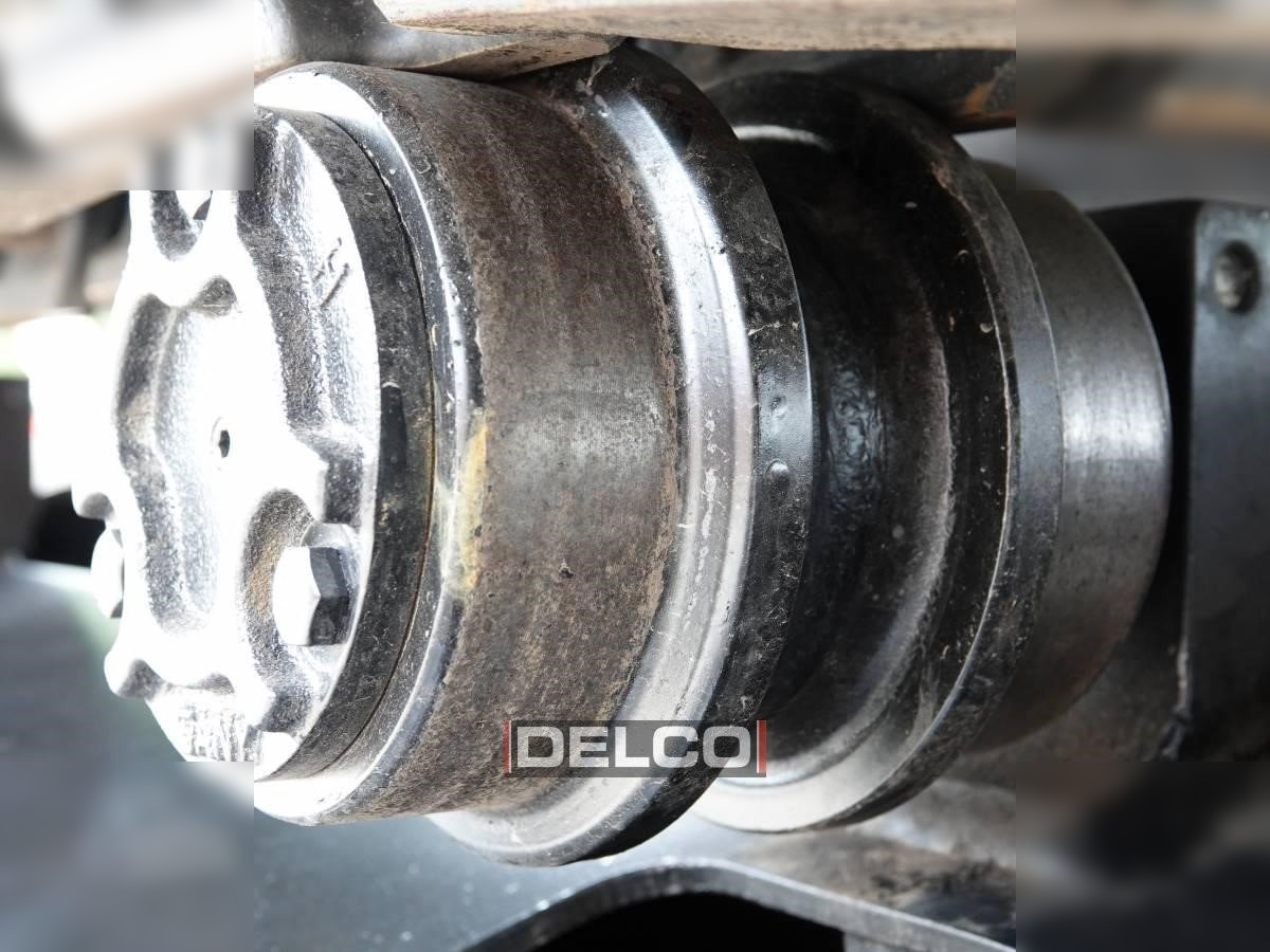 New Crawler excavator SANY SY210 LC: picture 13