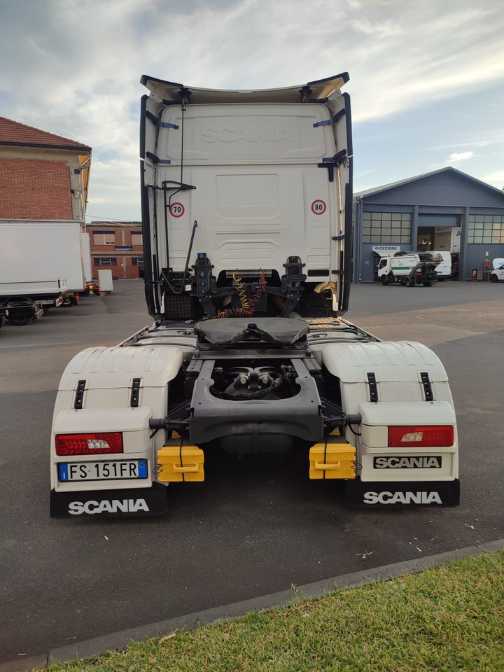 SCANIA R520 - Tractor unit: picture 3 SCANIA R520 - Tractor unit: picture 3