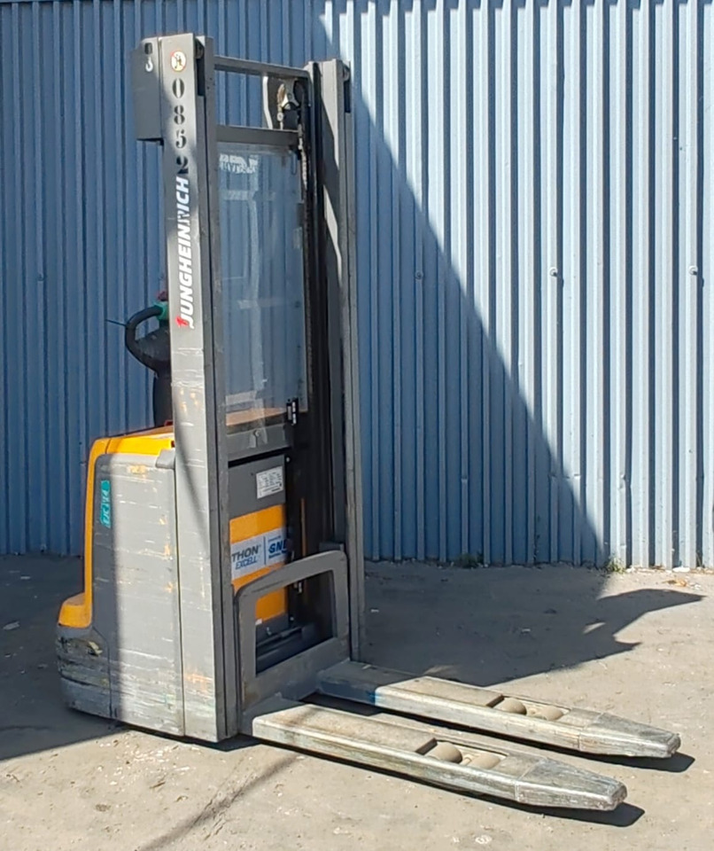 Jungheinrich EJC 214 1.4t/ 3.2m/ 2535mh/ 2018yy - Stacker: picture 3 Jungheinrich EJC 214 1.4t/ 3.2m/ 2535mh/ 2018yy - Stacker: picture 3