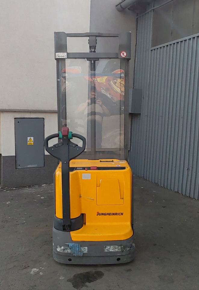 Jungheinrich EJC212 3.6m/ 2018yy/ 1574mh - Stacker: picture 5 Jungheinrich EJC212 3.6m/ 2018yy/ 1574mh - Stacker: picture 5