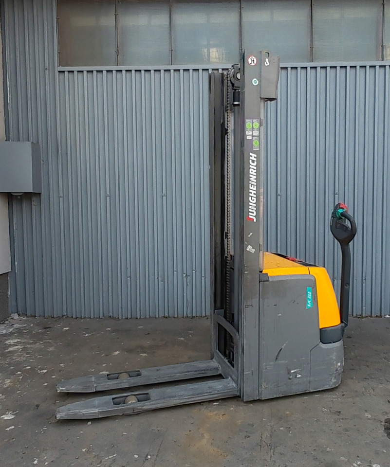 Jungheinrich EJC212 3.6m/ 2018yy/ 1574mh - Stacker: picture 1 Jungheinrich EJC212 3.6m/ 2018yy/ 1574mh - Stacker: picture 1