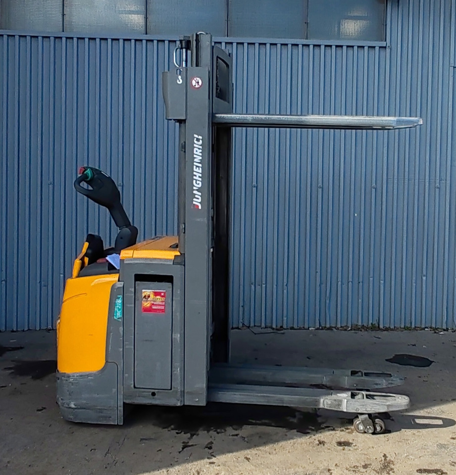 Jungheinrich ERC 216z / 2018y/ initiallift/ 7761h - Stacker: picture 4 Jungheinrich ERC 216z / 2018y/ initiallift/ 7761h - Stacker: picture 4