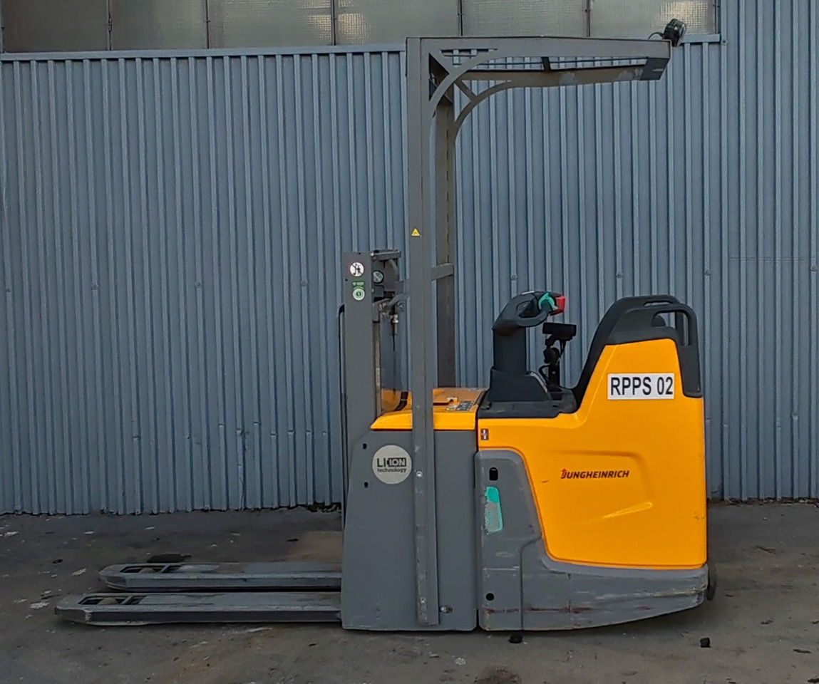 Jungheinrich ERD120 Li-Ion /2021y /1811mh - Stacker: picture 1 Jungheinrich ERD120 Li-Ion /2021y /1811mh - Stacker: picture 1