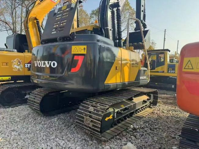 Volvo EC140 - Crawler excavator: picture 1 Volvo EC140 - Crawler excavator: picture 1