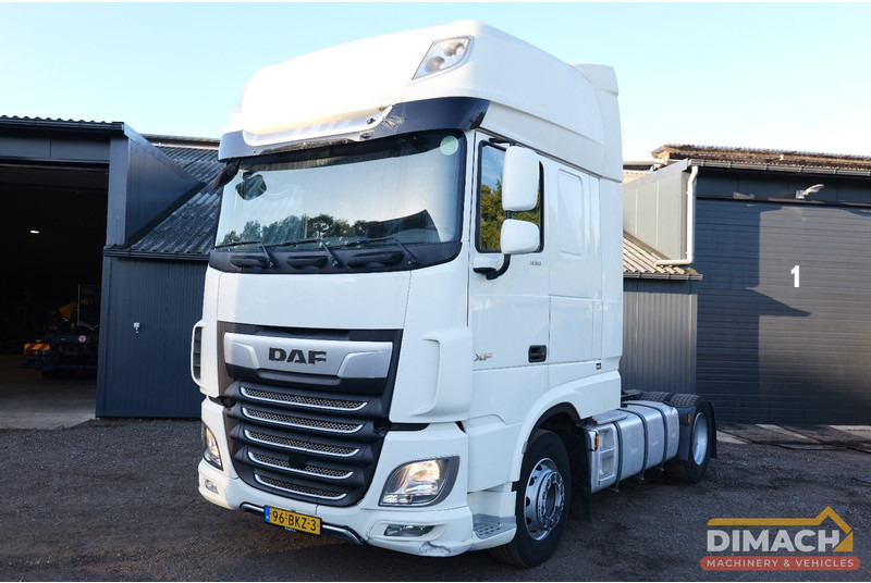 DAF FT XF530 2 tanks 1435 liter , NL truck, Retarder - Tractor unit: picture 1 DAF FT XF530 2 tanks 1435 liter , NL truck, Retarder - Tractor unit: picture 1