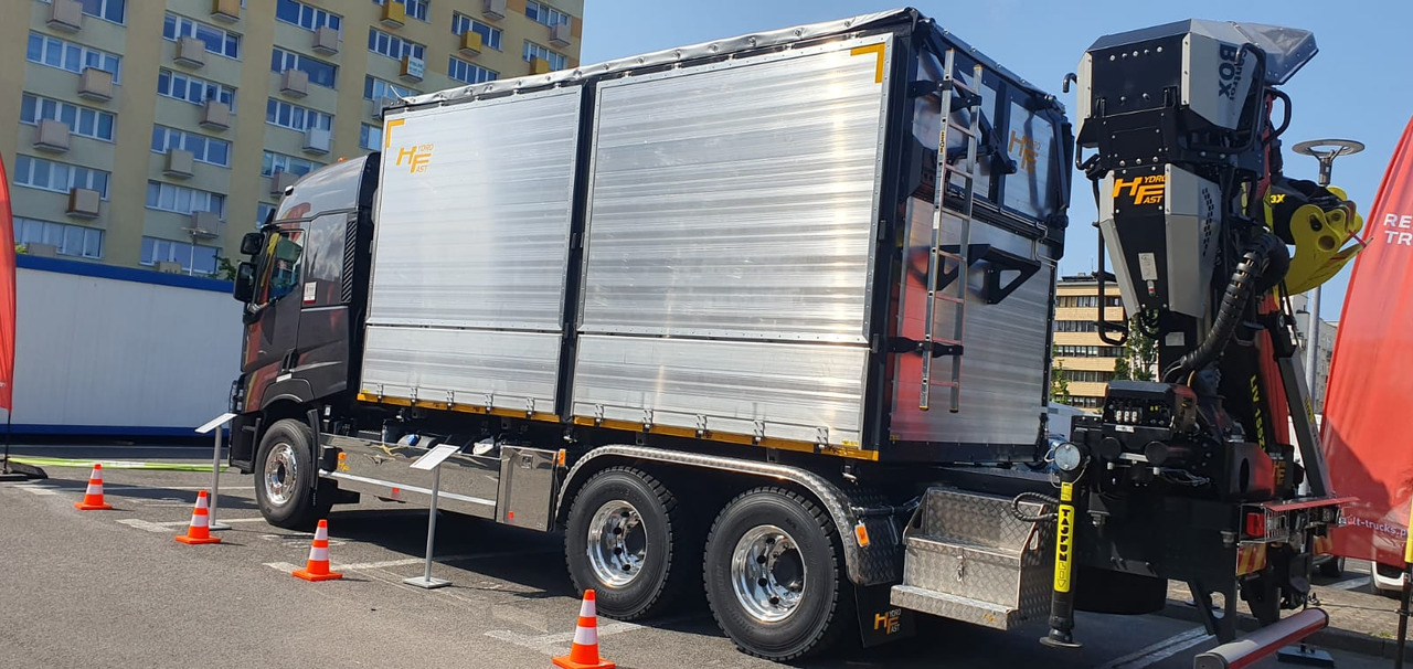 RENAULT C6x4 biomass transport tipper super structure body in stock / C6x4 Kippaufbau für Biomassetransport/ Benne basculante C6x4 pour le transport de biomasse / Carrocería basculante C6x4 para transporte - Logging truck: picture 4 RENAULT C6x4 biomass transport tipper super structure body in stock / C6x4 Kippaufbau für Biomassetransport/ Benne basculante C6x4 pour le transport de biomasse / Carrocería basculante C6x4 para transporte - Logging truck: picture 4