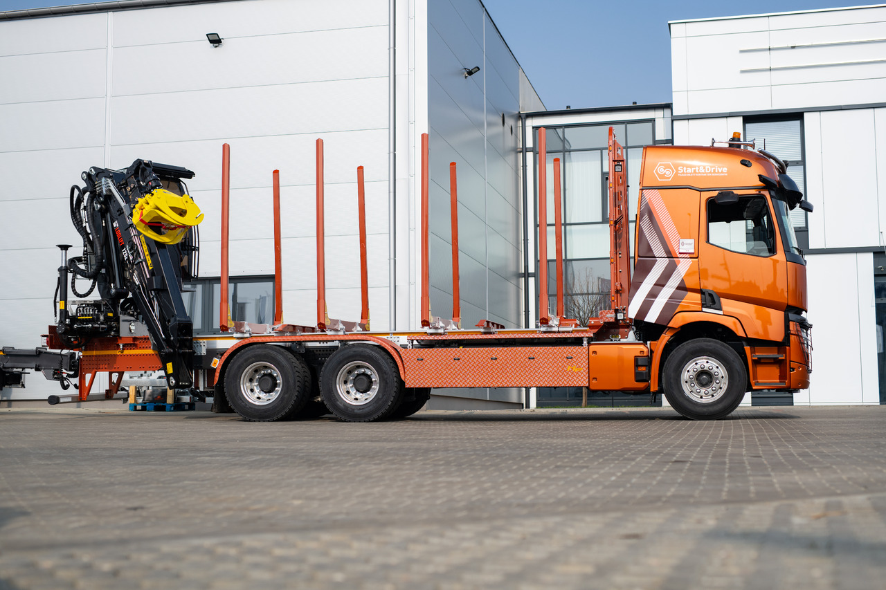 RENAULT TRUCKS C P6X4 Zabudowa do transportu drewna / Timber transport truck / Holztransportwagen/Camion de transport lemn - Logging truck, Electric truck: picture 1 RENAULT TRUCKS C P6X4 Zabudowa do transportu drewna / Timber transport truck / Holztransportwagen/Camion de transport lemn - Logging truck, Electric truck: picture 1