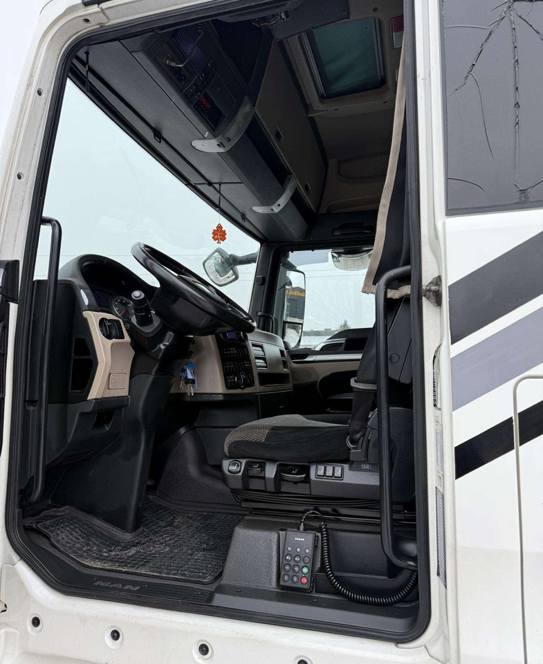 Autotransporter truck MAN TGX 26.430: picture 8 Autotransporter truck MAN TGX 26.430: picture 8