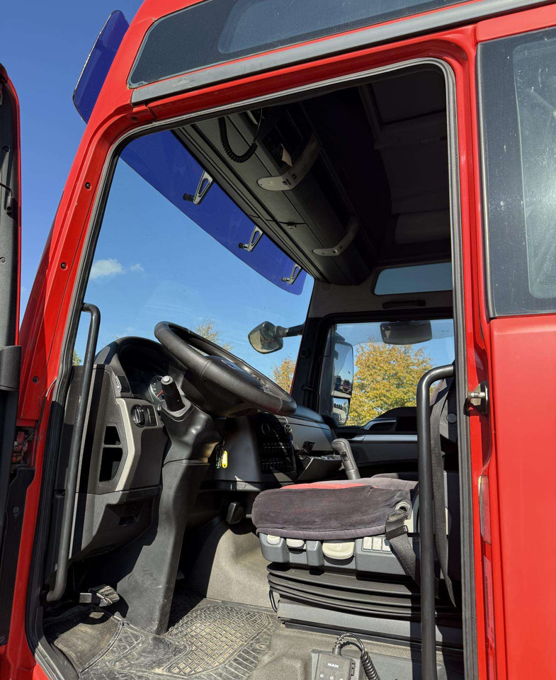 Crane truck MAN TGX 26.440: picture 13