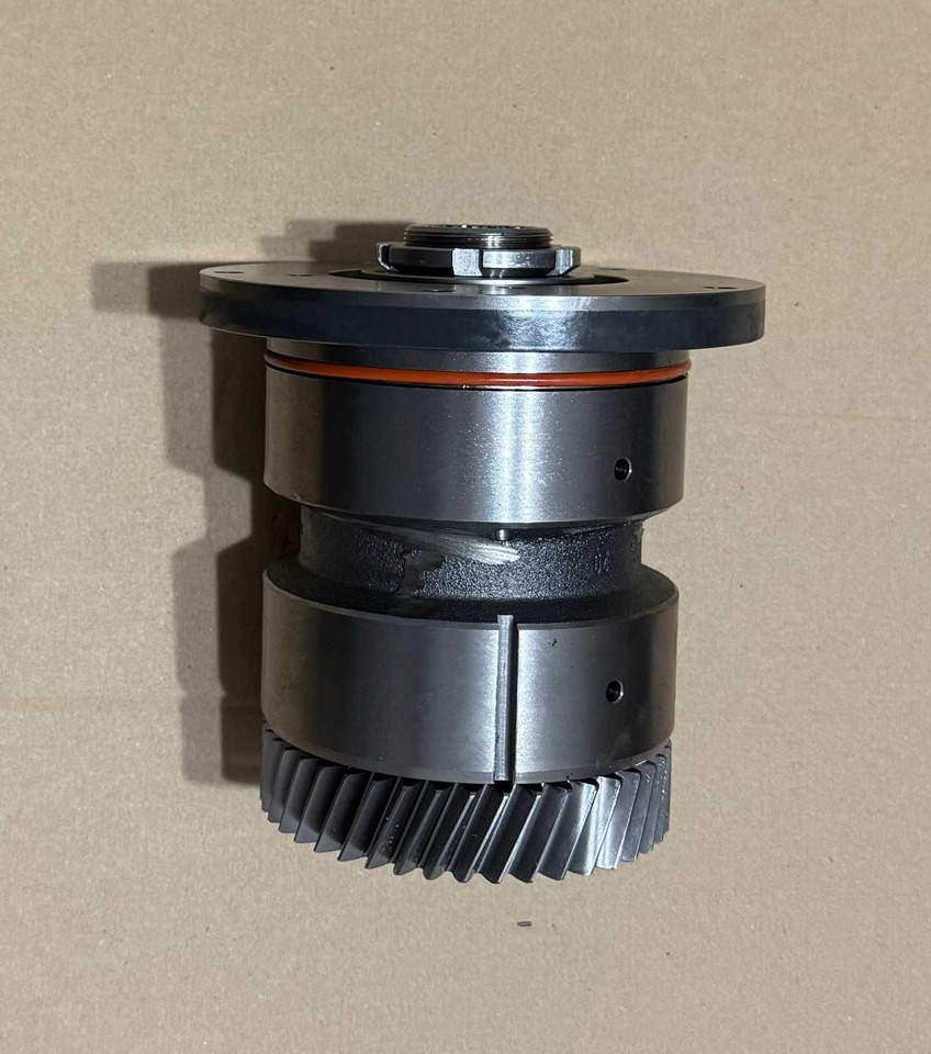 Mercedes MTU PRZYSTAWKA odbioru mocy PTO pompy hydrauliki Setra Class - Hydraulic pump: picture 1 Mercedes MTU PRZYSTAWKA odbioru mocy PTO pompy hydrauliki Setra Class - Hydraulic pump: picture 1