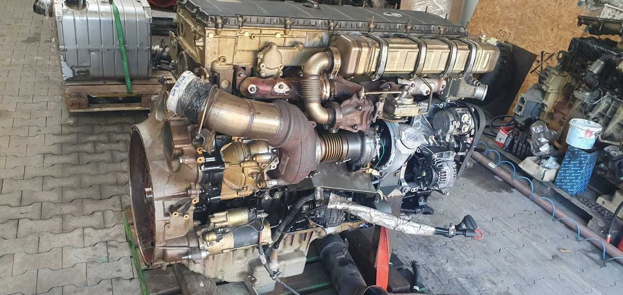 Silnik Mercedes OM473 Class Setra Jaguar MTU e6 mp4 - Engine: picture 1 Silnik Mercedes OM473 Class Setra Jaguar MTU e6 mp4 - Engine: picture 1