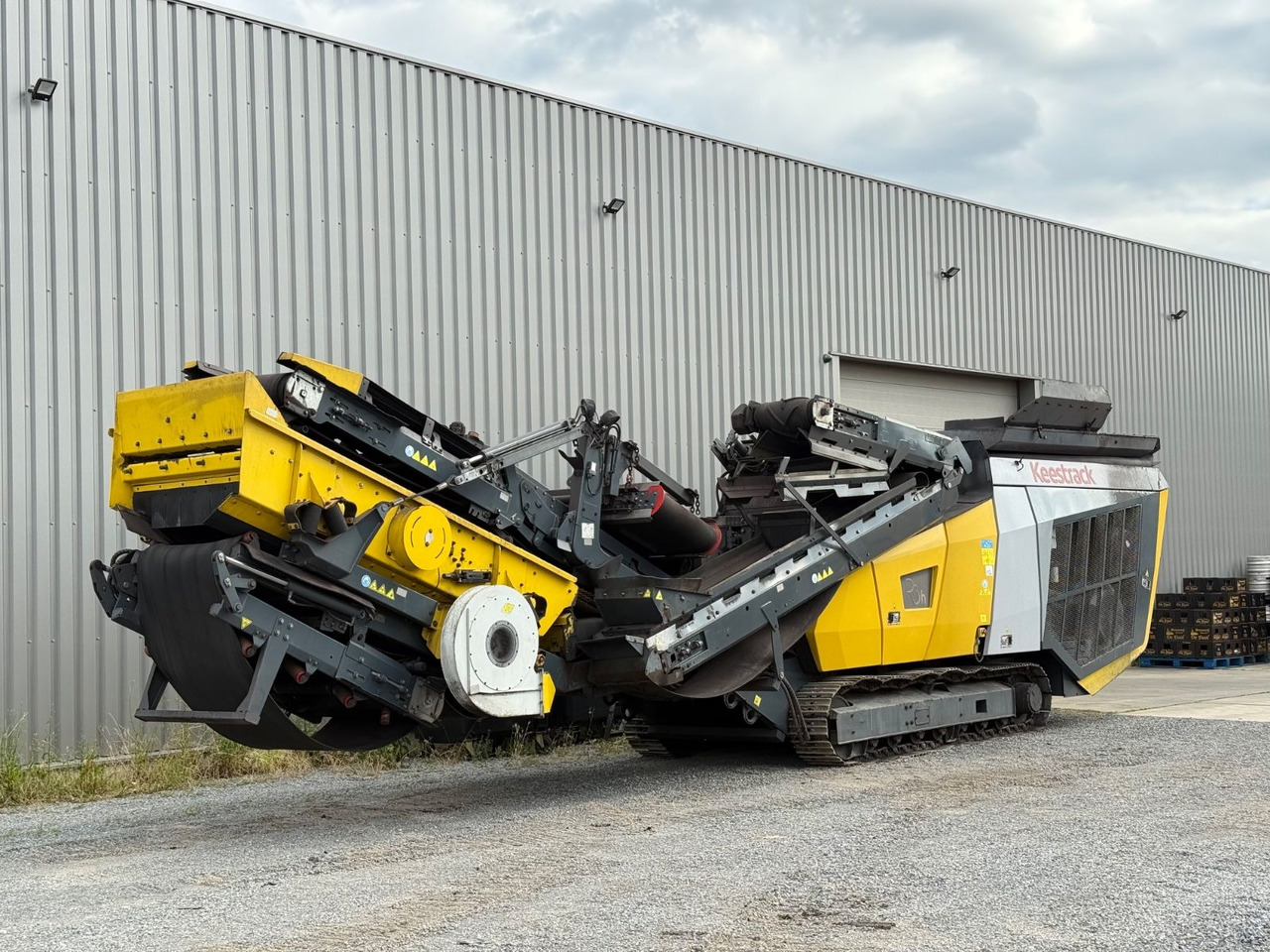 KEESTRACK R3H Mobile Brecheranlage mit Siebmodul - Mobile crusher: picture 4 KEESTRACK R3H Mobile Brecheranlage mit Siebmodul - Mobile crusher: picture 4