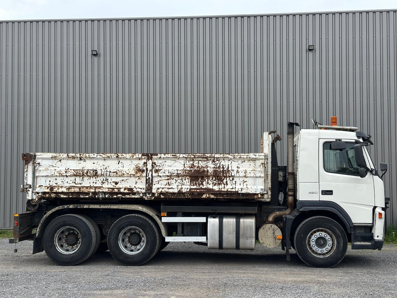 Volvo FM 420 - Hook lift truck: picture 2 Volvo FM 420 - Hook lift truck: picture 2